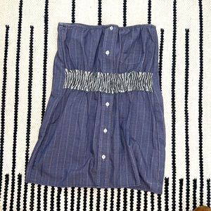 Adorable strapless shirt